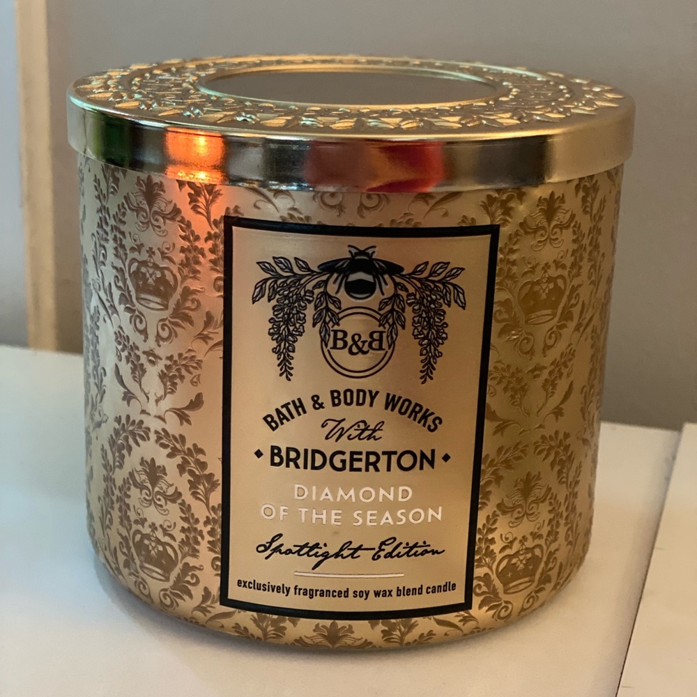 Bath & Body Works Gold Spotlight Edition Candle